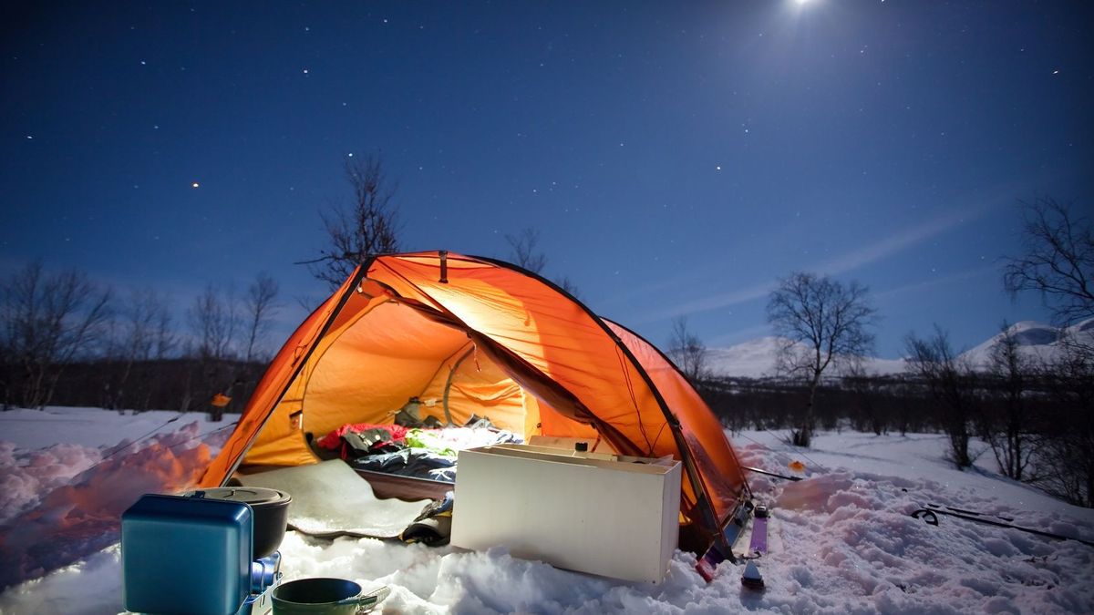 Silvesterurlaub_2015_11_23_Silvester Camping_Schmuckbild_fotolia_Jens Ottoson