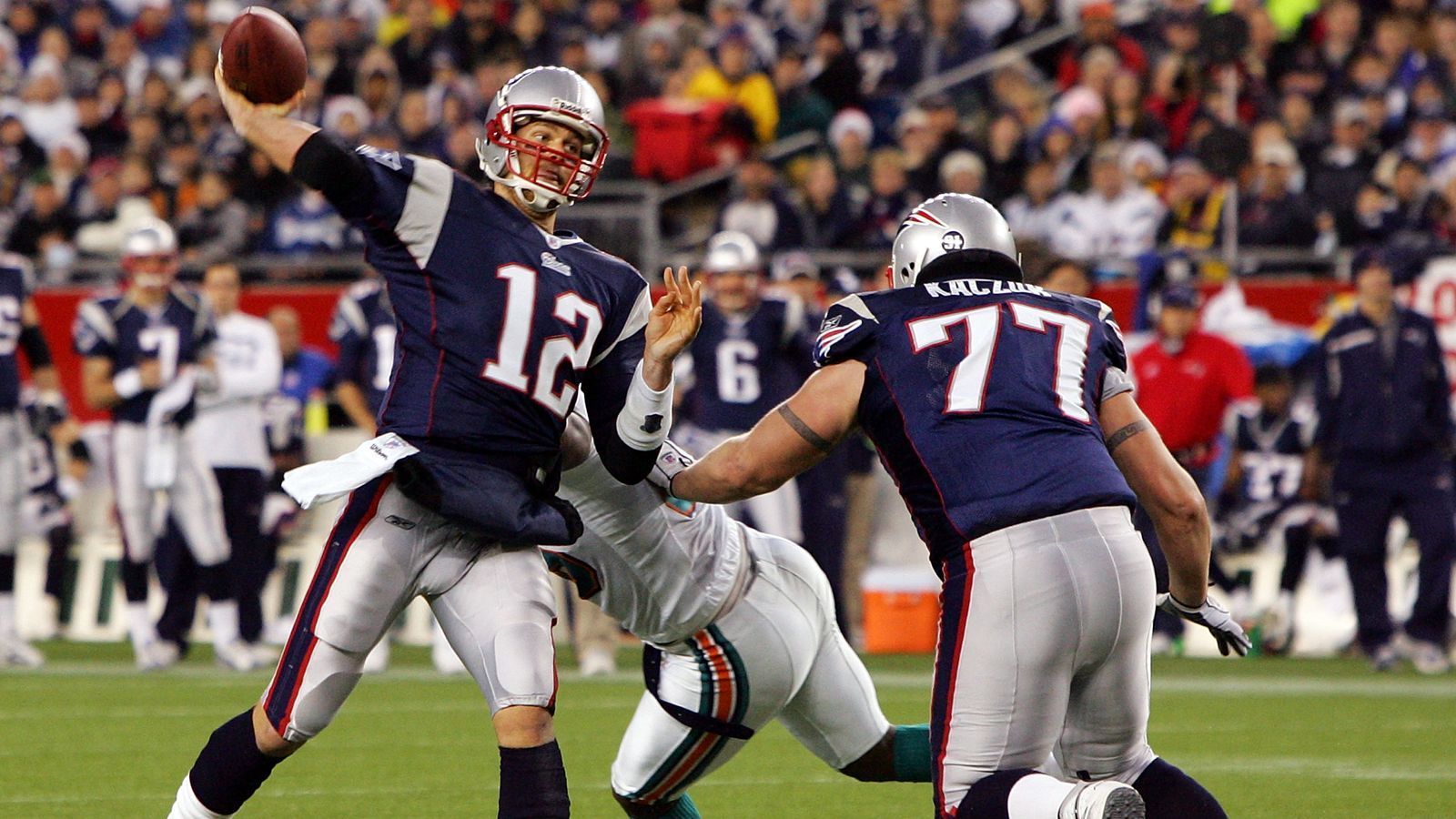 <strong>Rang 2: New England Patriots</strong><br>21 Siege (2006-08)