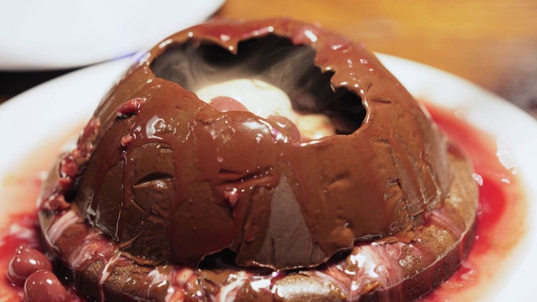 Unser Rezept für den Chocolate Dome: ein echter Hingucker.