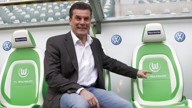 <strong>Platz 4: Dieter Hecking - 328,45 Mio.</strong><br>Gekaufte Spieler: 32<br>Teuerster Spieler: Julian Draxler (43 Mio.)<br>Saisons in der Bundesliga: 17<br>Vereine: Alemannia Aachen, Hannover 69, 1. FC Nürnenberg, VfL Wolsburg, Borussia Mönchengladbach