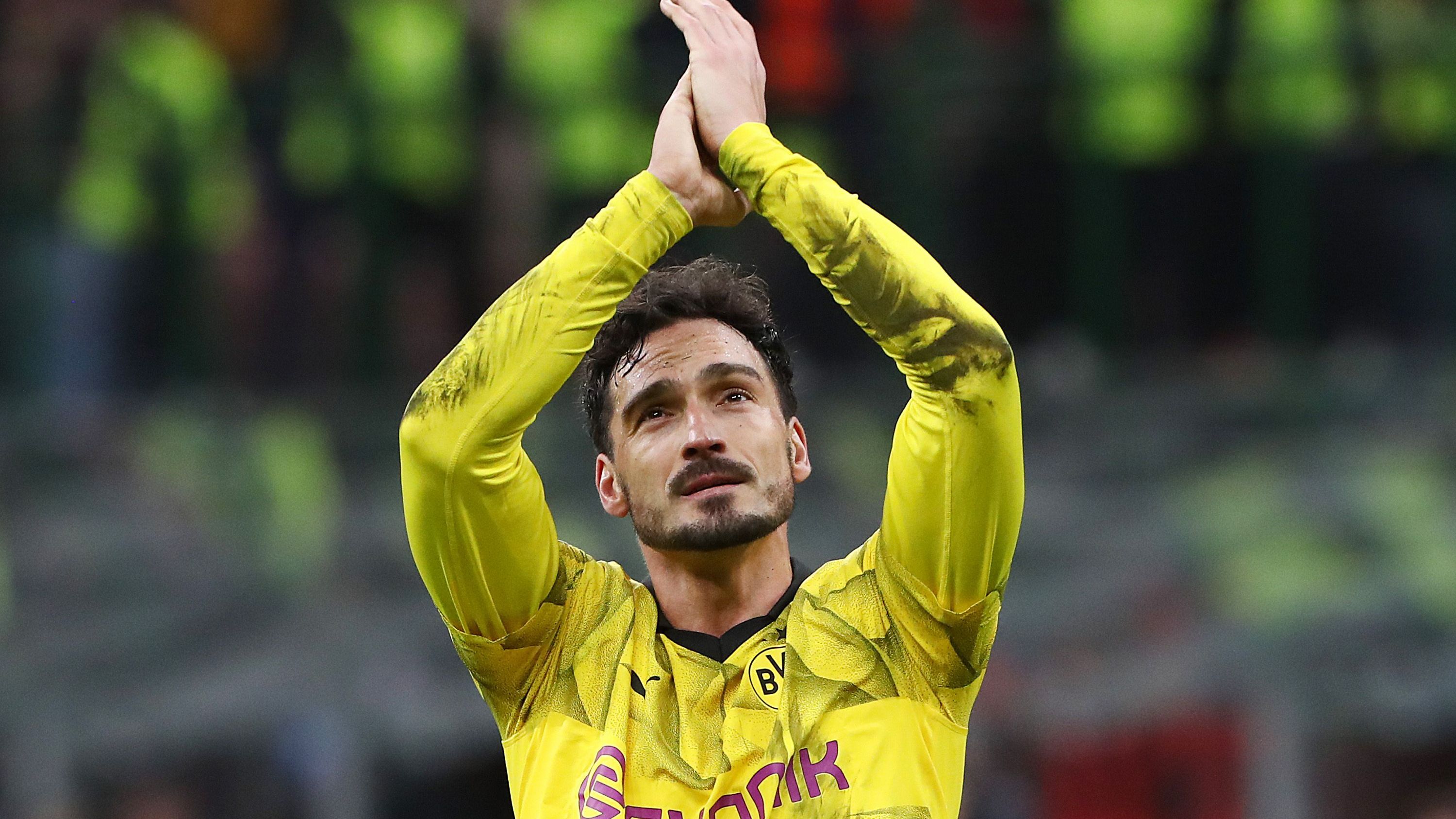 <strong>Gruppe F: Borussia Dortmund</strong><br>Nach der Auslosung galt die Gruppe F als die schwierigste Gruppe der diesjährigen Champions-League-Saison, doch der BVB meisterte diese Hürde. Durch einen 3:1-Auswärtssieg bei der AC Mailand wurde das Achtelfinale vorzeitig gebucht. Gegen PSG geht es nun um den Gruppensieg.