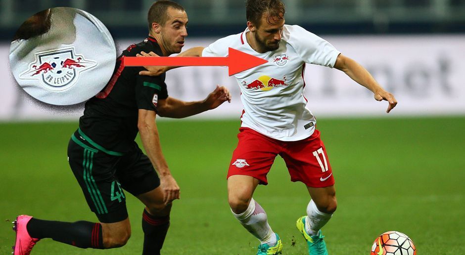 
                <strong>Andreas Ulmer</strong><br>
                RB Salzburg und RB Leipzig unternehmen derzeit viel, um als voneinander unabhängige Klubs zu gelten. Doch der Fauxpas, den Salzburgs Andreas Ulmer in der Champions-League-Qualifikation gegen Liepajas unterlief, lässt daran zweifeln. Denn der Linksverteidiger wechselte in der Halbzeit sein Trikot - und lief danach, natürlich unabsichtlich, mit Emblem von RB Leipzig auf. "Wir gehen dem nach, was hier passiert ist. Es ist davon auszugehen, dass bei der Lieferung unseres Ausrüsters etwas schief gegangen ist", sagte der Verein bei "laola1.at".
              