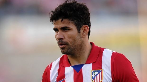 
                <strong>Diego Costa</strong><br>
                Diego Costa (64 Tore): Zusammen mit Radamel Falcao macht Diego Costa für eine Spielzeit ordentlich Alarm bei Atletico. Dank des spanischen Angreifers feiert Atletico sowohl den Pokalsieg 2013 als auch die Meisterschaft 2014. In 133 Spielen kommt Costa auf 64 Tore. Im Sommer 2014 wechselt er schließlich für 38 Millionen Euro zum FC Chelsea.
              