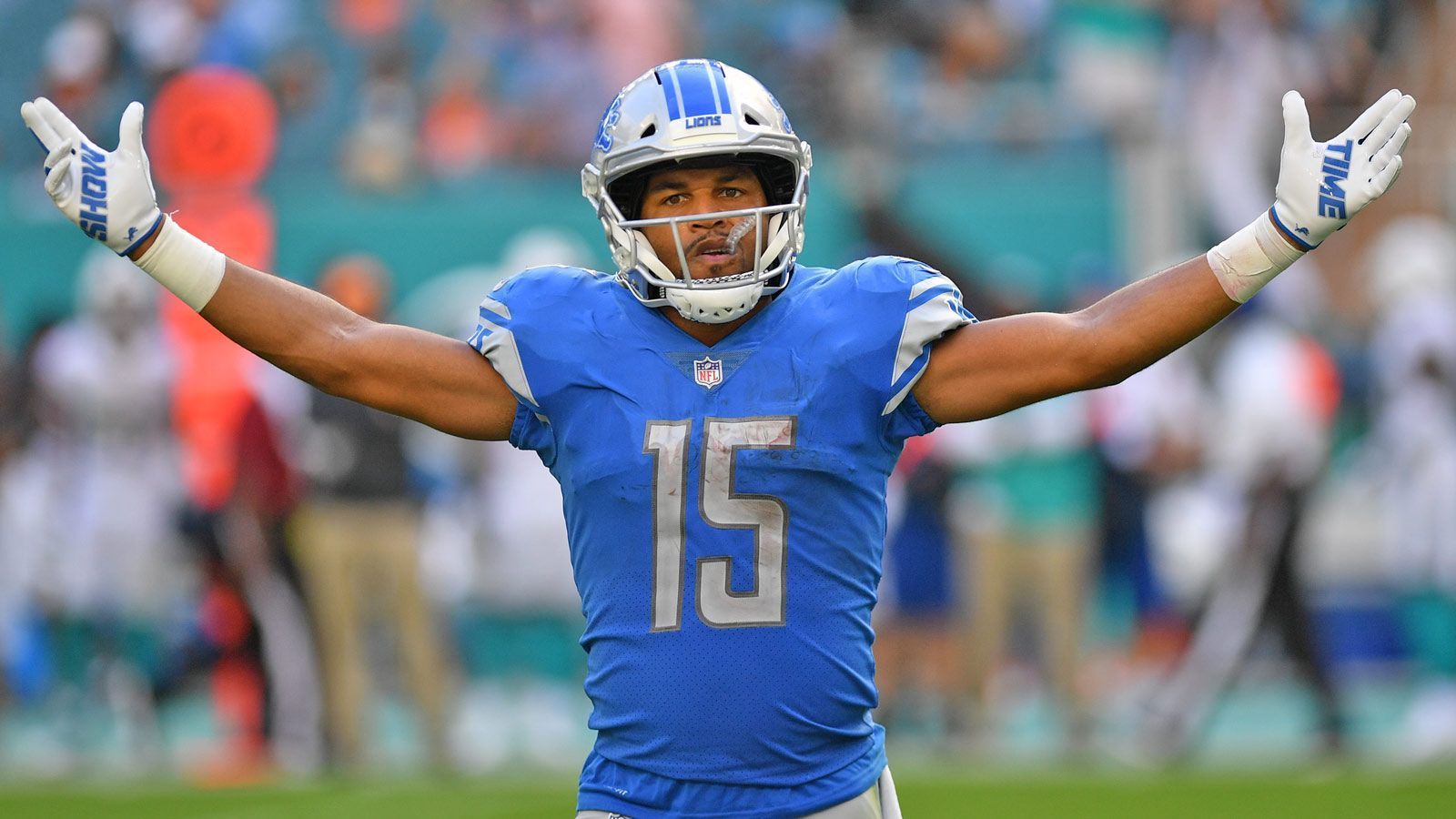 
                <strong>Golden Tate</strong><br>
                Die neue Heimat des Wide Receiver heißt Philadelphia Eagles. Der Super-Bowl-Champion ergatterte Golden Tate für einen Drittrunden-Draftpick, über den sich nun die Detroit Lions freuen dürfen. Wenige Stunden vor dem Deal hatte der Pro Bowler von 2014 noch geäußert, dass er nicht von einem Trade ausgehe. Nun versucht sich der Super-Bowl-Sieger mit den Seattle Seahawks bei seinem dritten NFL-Klub.
              