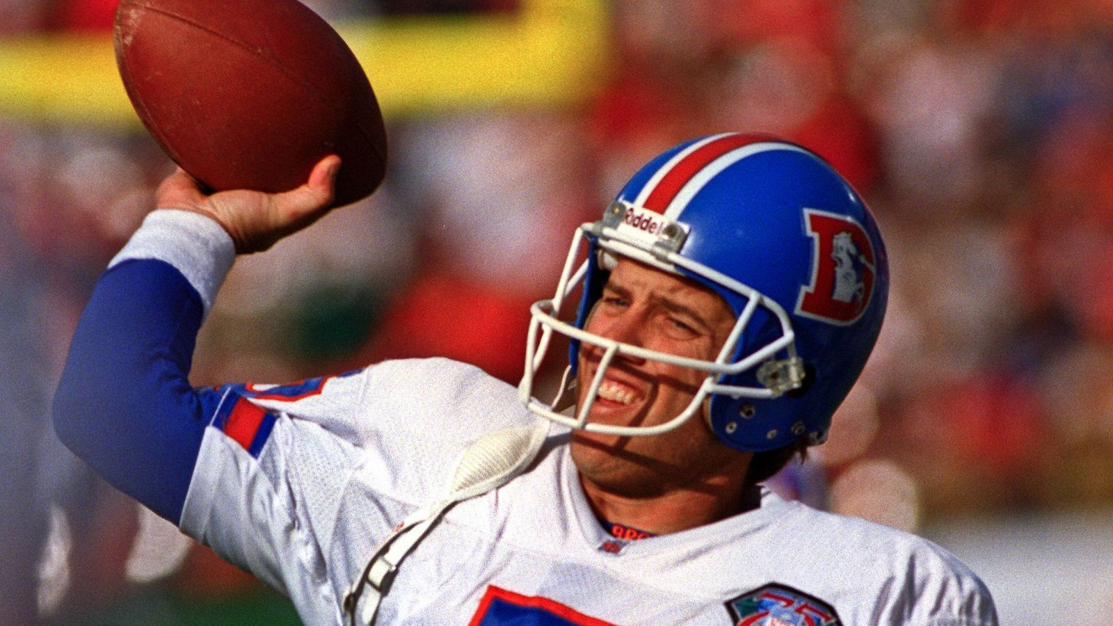 
                <strong>9. John Elway</strong><br>
                Teams: Denver Broncos (1983 bis 1998)Spiele: 234Passing Yards: 51.475Completion Percentage: 56,9Touchdowns: 300Interceptions: 226
              