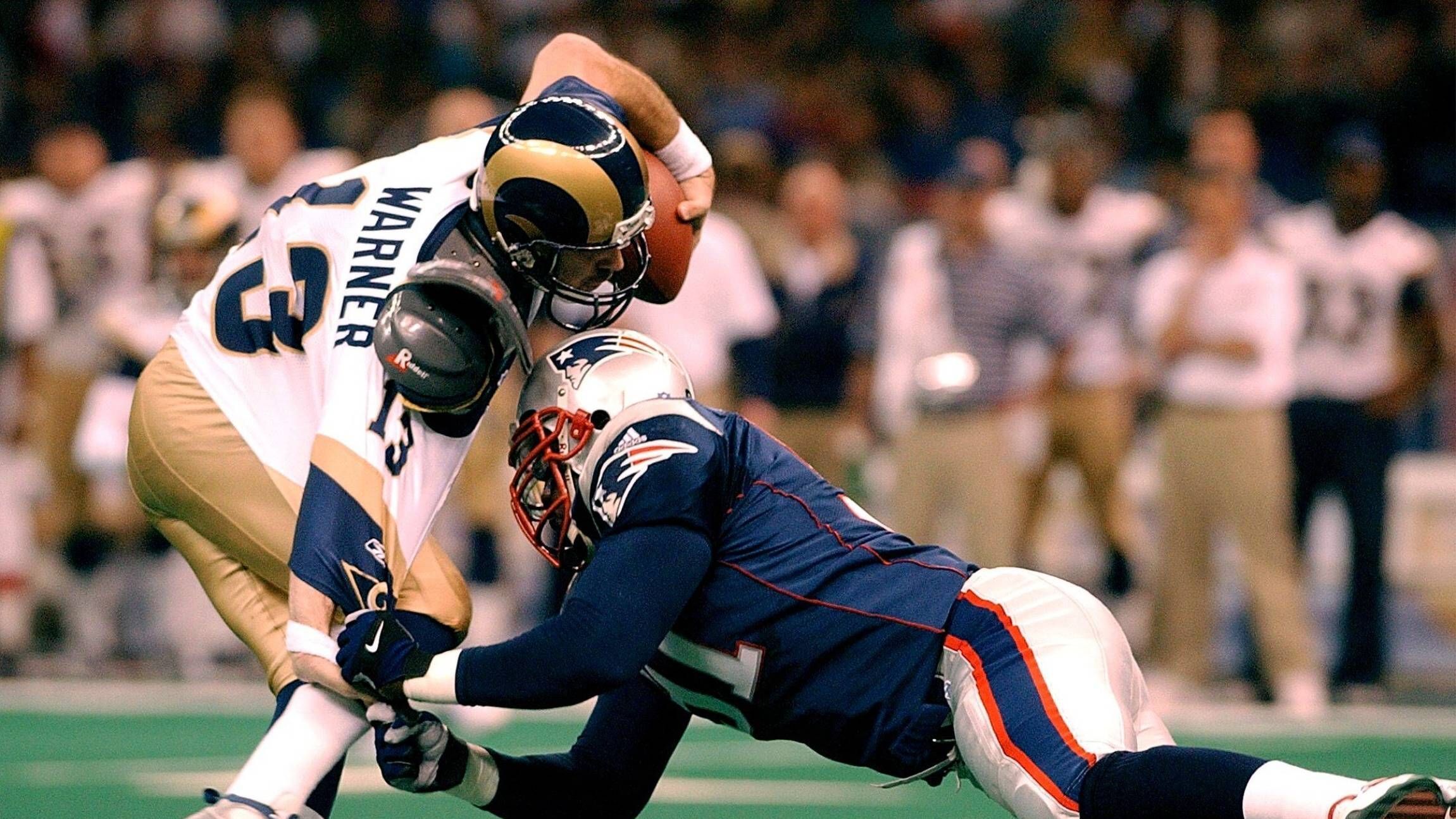 <strong>Los Angeles Rams - New England Patriots</strong><br>Bradys erster Super-Bowl-Erfolg gelang 2002 gegen die Rams mit Kurt Warner. Auch 2019 konnten sich die Patriots durchsetzen - der bis dato letzte Erfolg der Patriots.