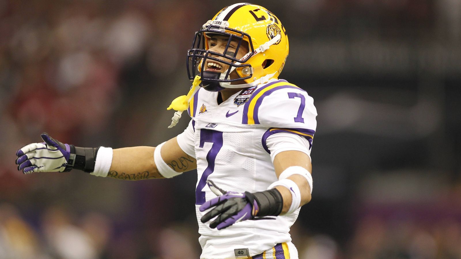 
                <strong>Defensive Back</strong><br>
                1. LSU, 103 Punkte (Foto: Tyrann Mathieu)2. Alabama, 96 Punkte3. Florida, 71 Punkte
              