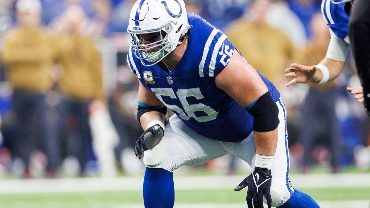NFL, American Football Herren, USA 2023: Buccaneers vs Colts NOV 26 November 26, 2023: Indianapolis Colts offensive lineman Quenton Nelson (56) during NFL game action against the Tampa Bay Buccanee...