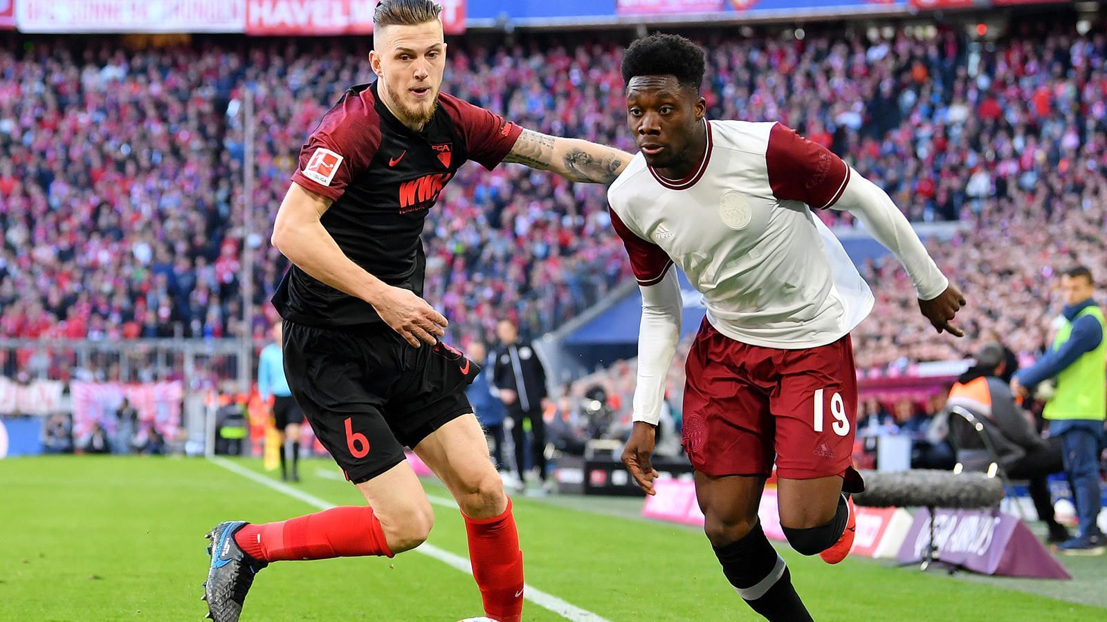 
                <strong>Alphonso Davies</strong><br>
                Nicht so spritzig und dynamisch über links, nur mit wenigen Vorstößen. Die verpuffen allerdings komplett wirkungslos. ran-Note: 4
              