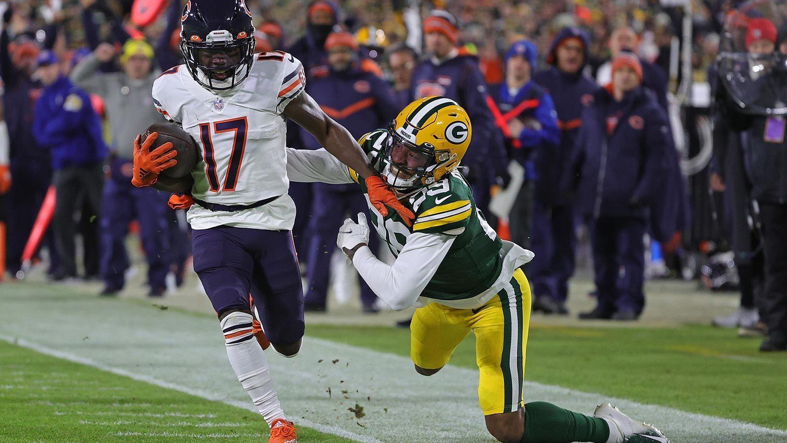 
                <strong>Jakeem Grant (Chicago Bears)</strong><br>
                &#x2022; Wide Receiver/Returner -<br>&#x2022; Statistiken 2021 (Stand: 21.12): 487 Kickoff Return Yards, 249 Punt Return Yards, ein Punt Return Touchdown, 139 Receiving Yards, zwei Receiving Touchdowns -<br>&#x2022; Pro Bowl-Nominierungen: 1 (2021)<br>
              