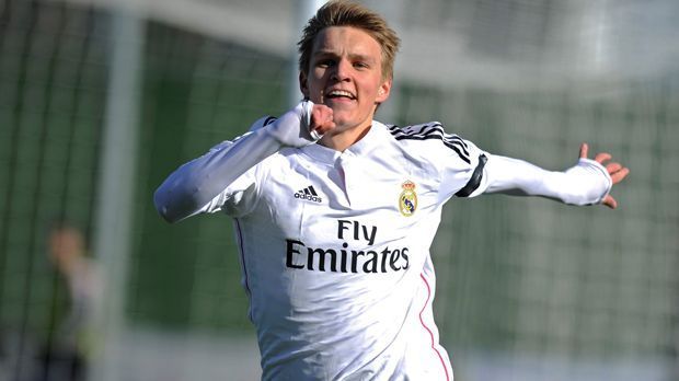 
                <strong>Martin Ödegaard</strong><br>
                Martin Ödegaard: Der 16-Jährige hat sich seine Karriere bei Real Madrid etwas anders vorgestellt: Der Sprung in die A-Mannschaft hat noch nicht geklappt und so strebt der Youngster nun wohl eine Leihe an. Ronaldo ist vom Talent überzeugt: "Ich sehe viele Spieler mit Potential, zum Beispiel Ödegaard von Madrid. Mit 16 ist er noch sehr jung, aber man sieht, dass er ein sehr guter Spieler ist."
              