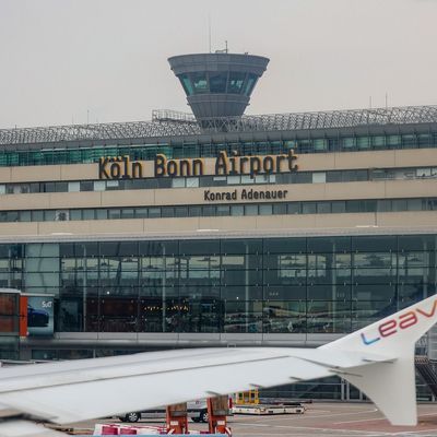 Kölner Flughafen erwartet zu Silvester wieder Hunde