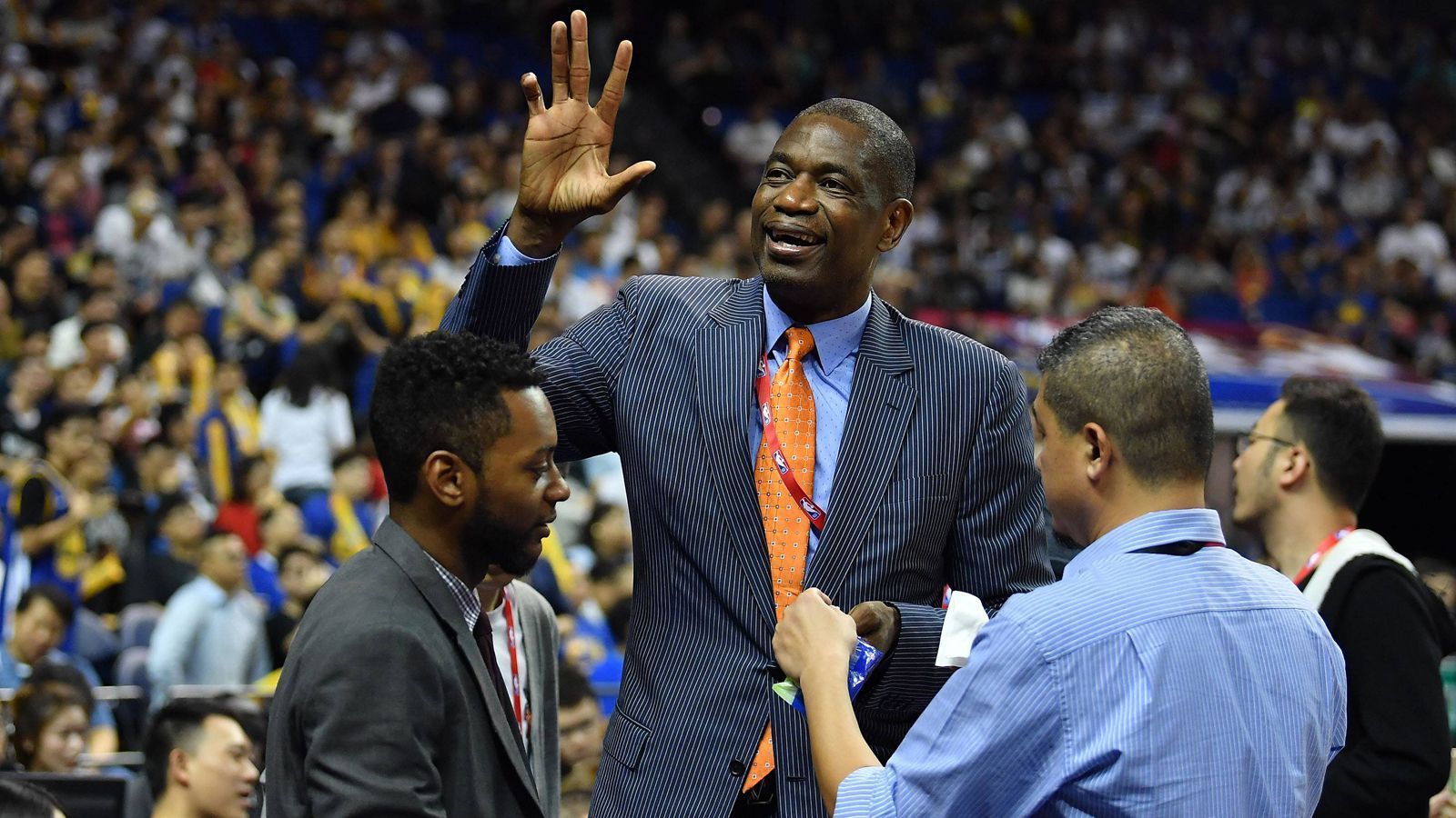 
                <strong>Dikembe Mutombo</strong><br>
                Dikembe Mutombo: Sager Strong Award
              