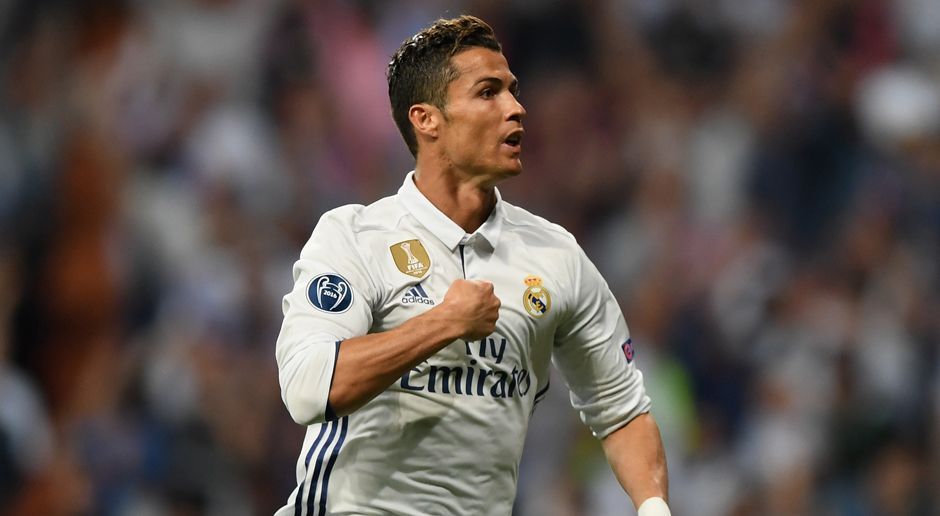 
                <strong>Fakt 7: Goalgetter Ronaldo</strong><br>
                Auch in der laufenden Spielzeit der Königsklasse zeigt dich Ronaldo in Topform. Der 33-Jährige zeichnet für 15 der 27 Champions-League-Tore Reals verantwortlich. Zum Vergleich: Die vier treffsichersten Bayern, Lewandowski, Müller, Thiago und Tolisso, kommen zusammen auf 14 Buden. Wenn der FCB Ronaldo ausschalten kann, hat er indes schon viel gewonnen: Die zweitgefährlichsten Madrilenen heißen Marcelo und Benzema, die bisher jeweils zwei Törchen geschossen haben.
              