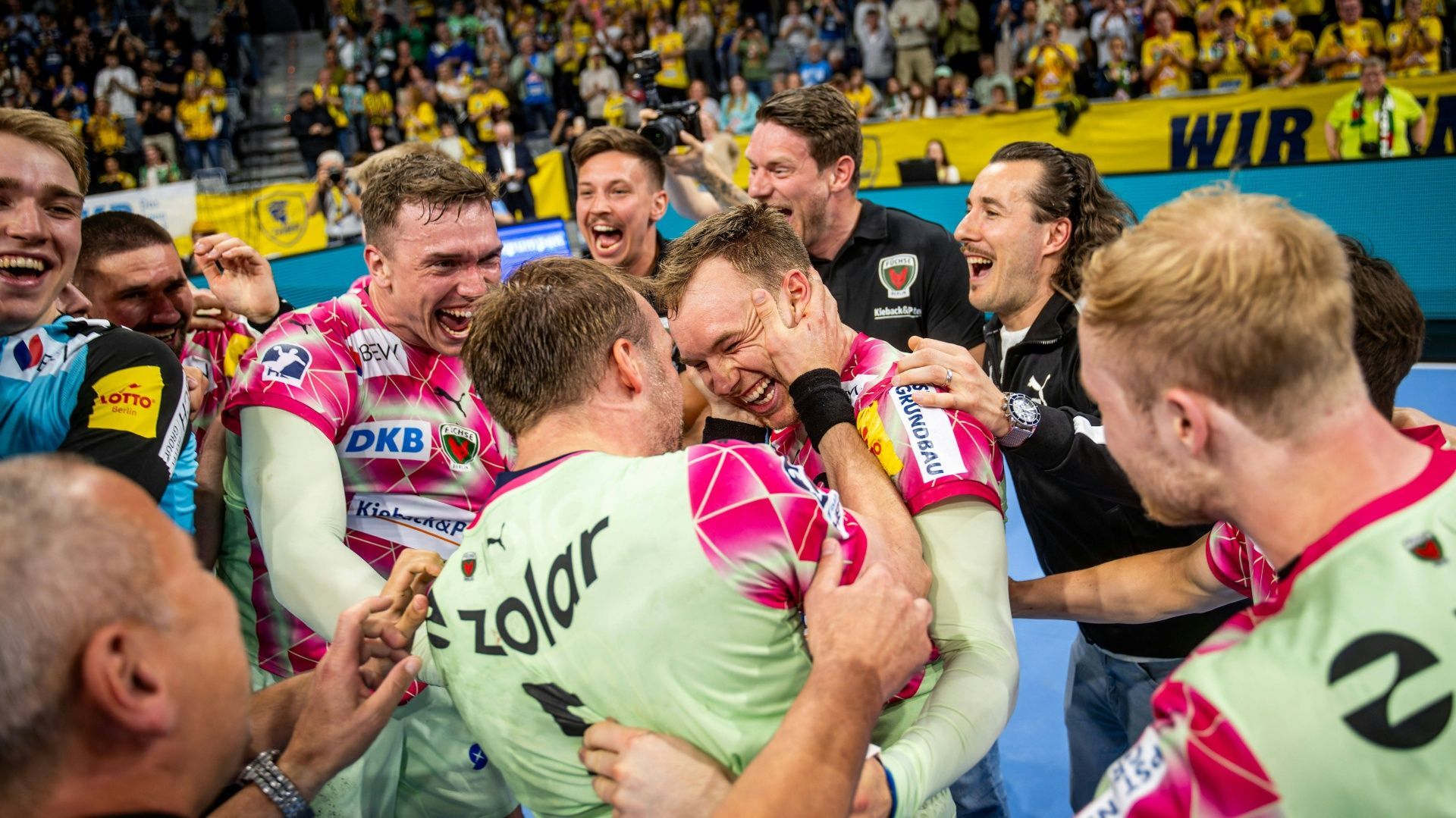 Champions League Handball: Füchse Berlin und SC Magdeburg kämpfen um den Finaleinzug!