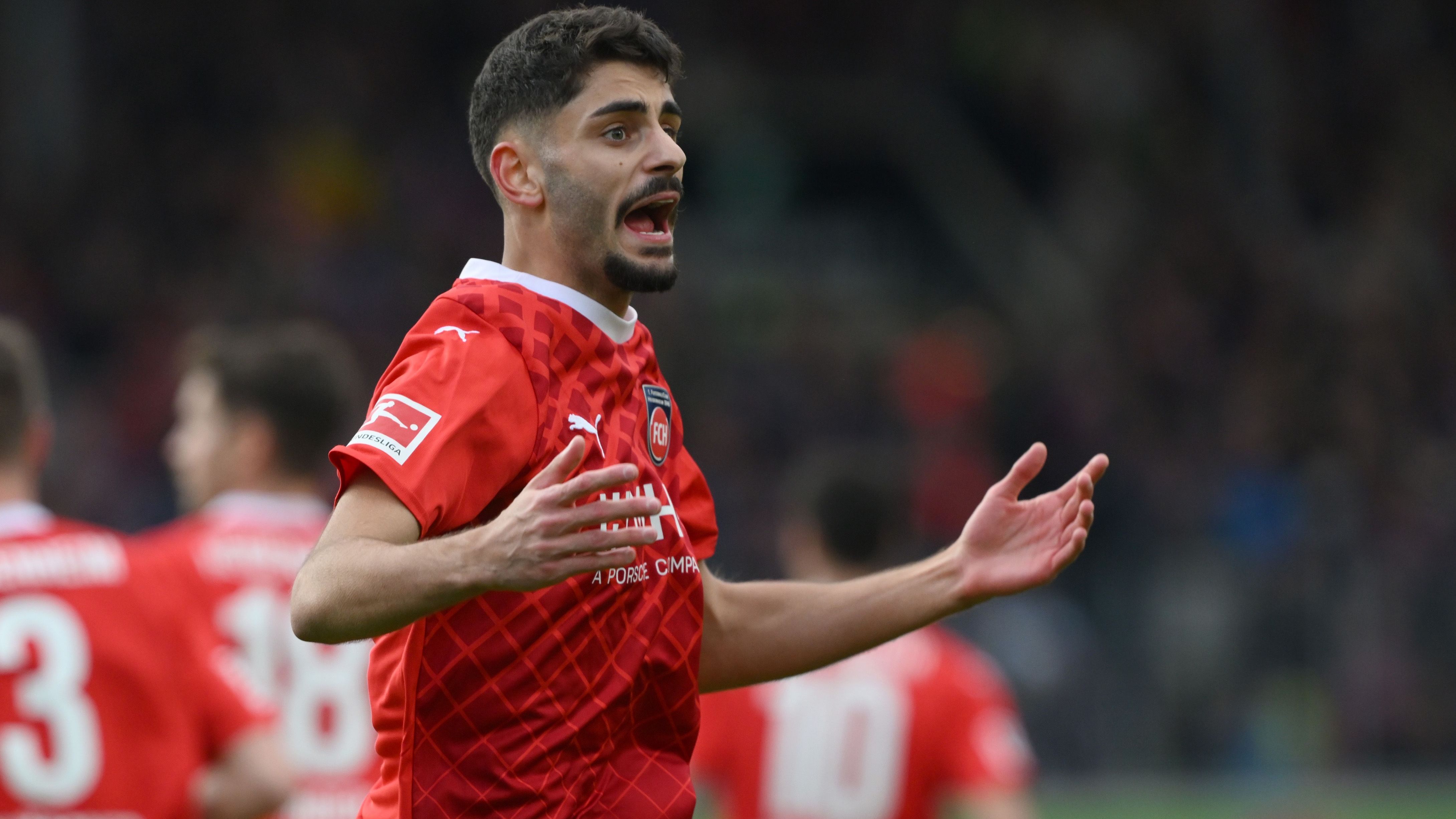 <strong>11. Platz: Eren Dinkci - 36,41 km/h</strong><br>- Saison: 2023/24<br>- Klub: 1. FC Heidenheim<br>- Position: Rechtsaußen