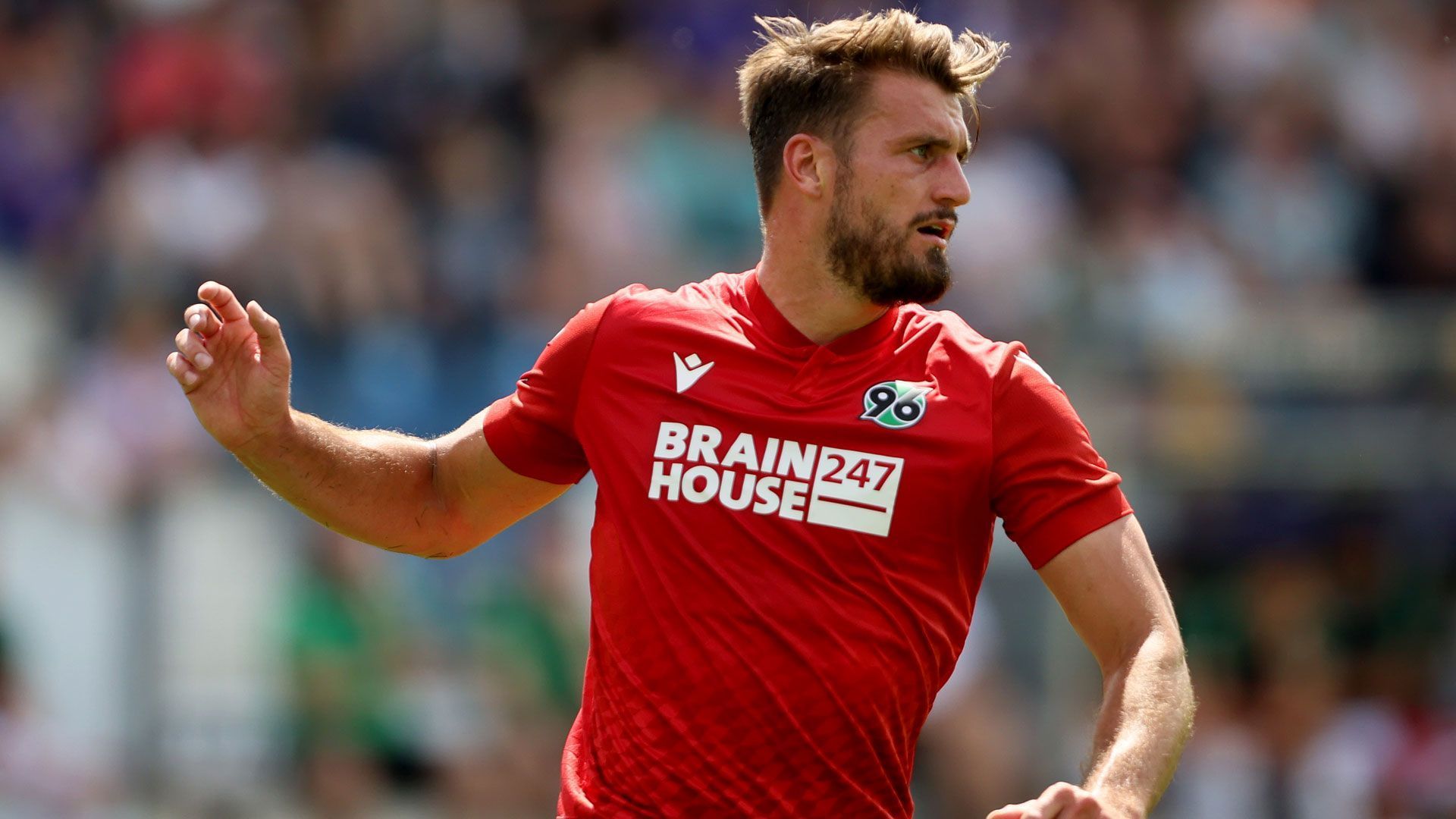 
                <strong>Platz 5: Hannover 96</strong><br>
                Preis: 79,96 Euro
              