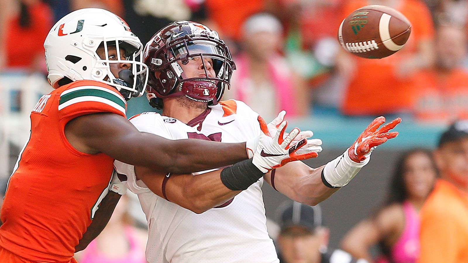 
                <strong>22. Pick: Tennessee Titans - Caleb Fairley</strong><br>
                &#x2022; Cornerback -<br>&#x2022; Virginia Tech<br>
              