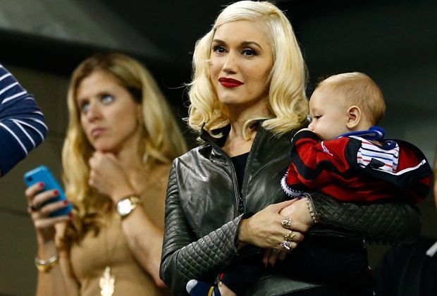 
                <strong>Gwen Stefani</strong><br>
                Die hübsche Sängerin bringt ihren Sohn Apollo Bowie Flynn mit. Der US-Popstar und ihr Mann, der britische "Bush"-Frontmann Gavin Rossdale, sind enge Freunde der Federer-Familie. 
              