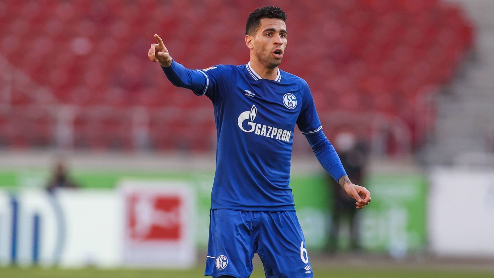 
                <strong>Omar Mascarell</strong><br>
                Zu Beginn sehr giftig im Mittelfeld mit einigen guten Balleroberungen, dann aber im schwachen Schalker Spiel untergetaucht. Keinerlei Akzente in der Offensive setzen können, daher nach einer knappen Stunde ausgewechselt. ran-Note: 5
              