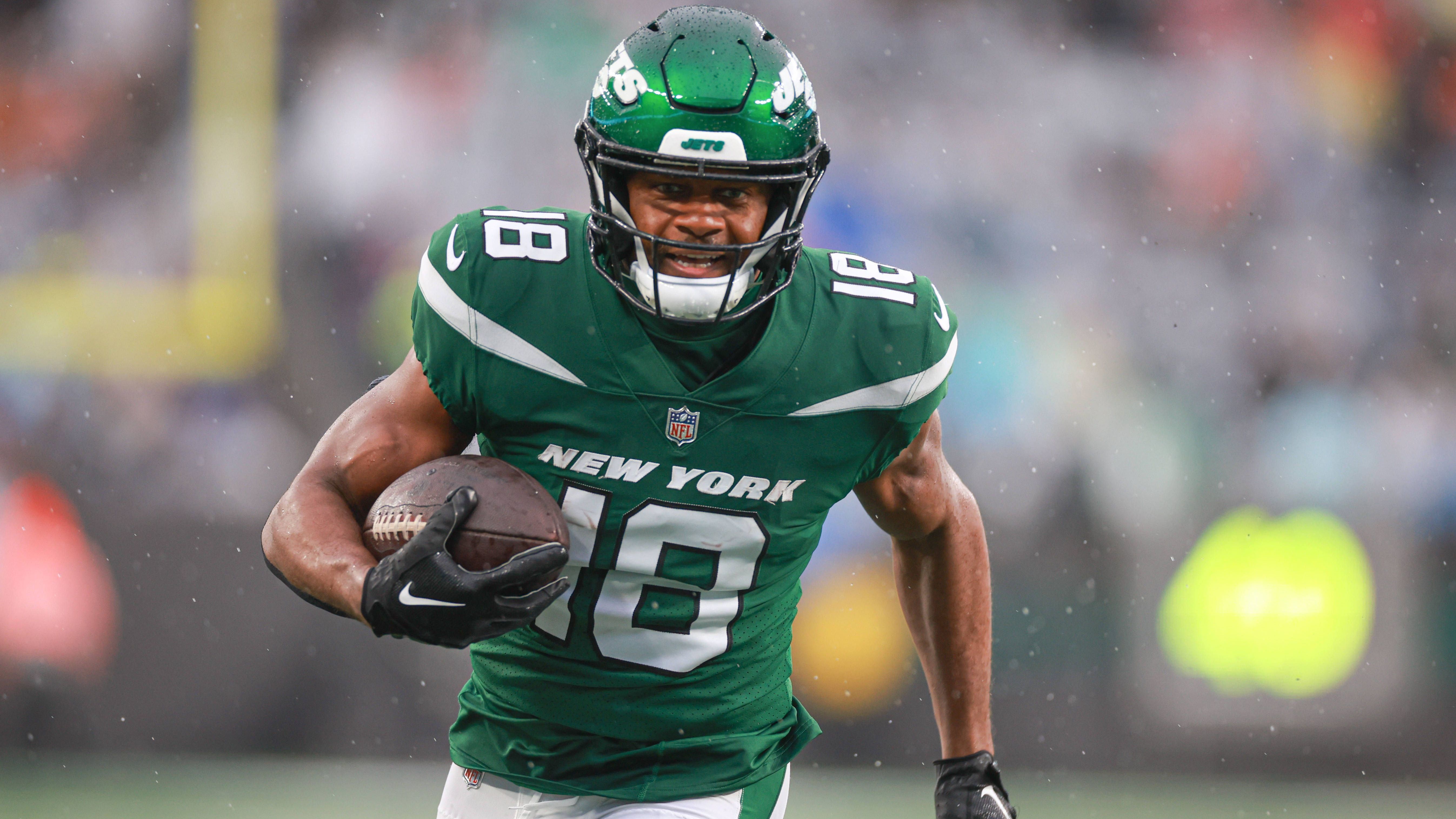 <strong>Randall Cobb (New York Jets)</strong><br>Nach 13 Jahren verlässt Wide Receiver Randall Cobb die NFL. Künftig wird der 33-Jährige im SEC Network als College Football TV-Analyst zu sehen sein. Cobb spielte zehn Jahre für die Green Bay Packers sowie für die Dallas Cowboys, Houston Texans und zuletzt für die New York Jets. 2014 schaffte es der Passempfänger in den Pro Bowl.