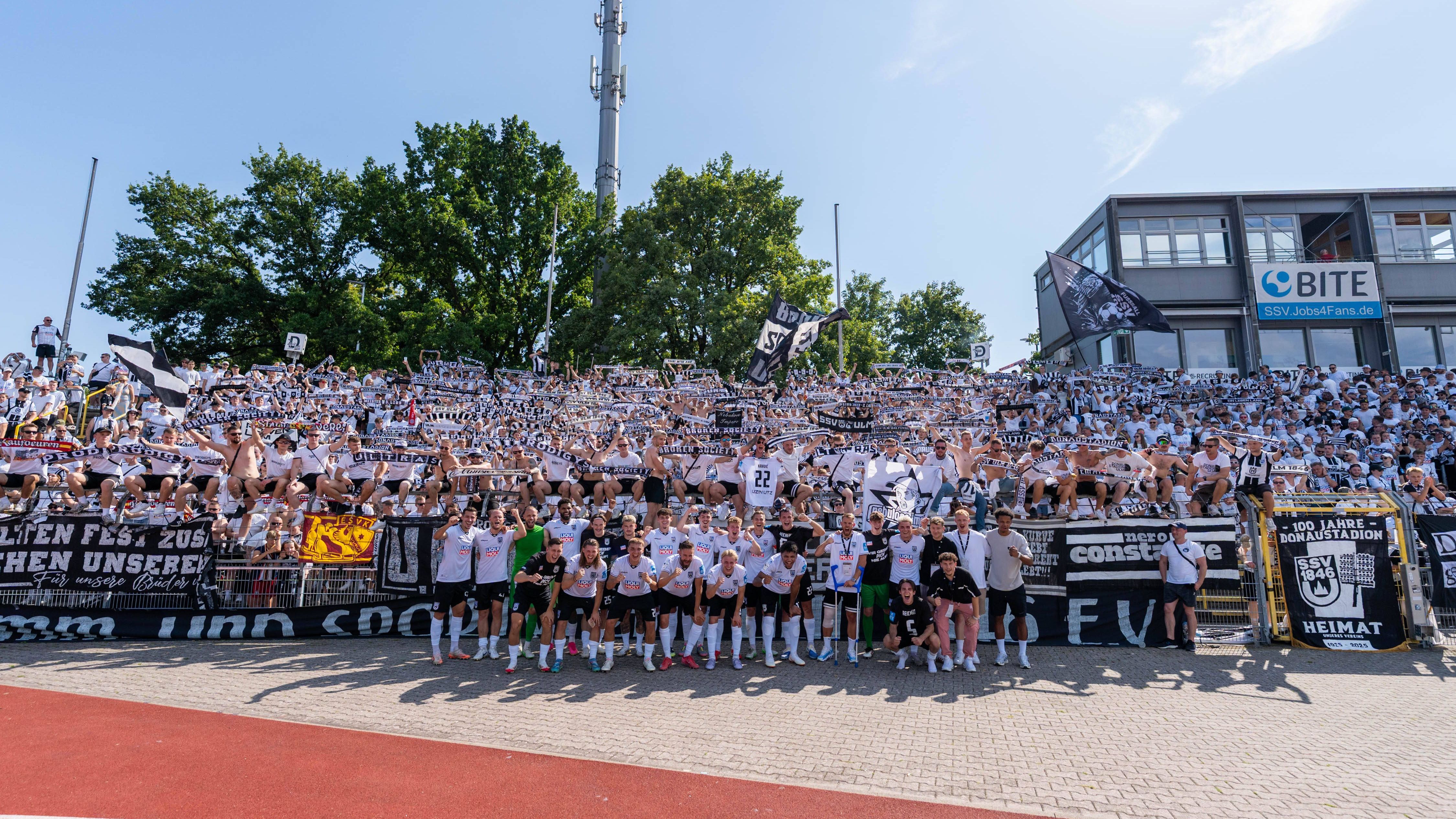 <strong>SSV Ulm 1846 - SV Elversberg</strong><br>In der vergangenen Saison noch ein Ligaduell, treffen der SSV Ulm und die SV Elversberg nun in einem Pokalspiel aufeinander. Beide Teams sind mit drei Punkten in die Saison gestartet. Warum also sollte gerade dieses Spiel ein besonderes Überraschungspotential haben?