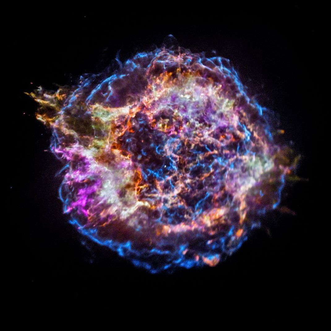 Die Reste der Supernova Cassiopeia A: Die Sternen-Explosionen sind Geburtsorte von Gold und anderen schweren Elementen im Weltraum.
