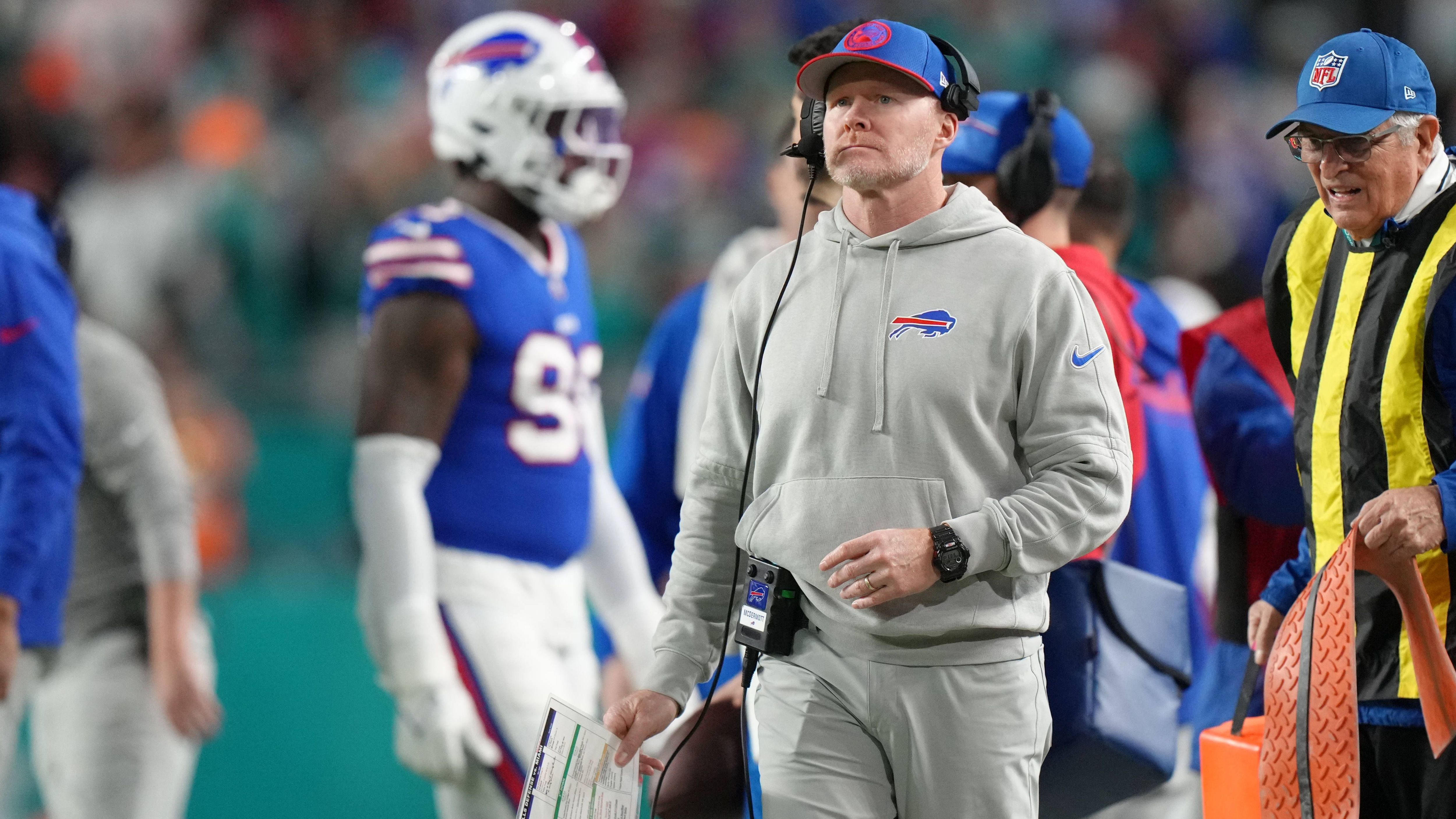 <strong>Sean McDermott</strong>&nbsp;<br>2001 trat Sean McDermott als Cheftrainer-Assistent von Reid bei den Eagles seine erste NFL-Stelle an. Nach unzähligen anderen Positionen verließ er 2010 das Team. Seit 2014 ist der 49-Jährige Head Coach der Buffalo Bills. In der Divisional Round der aktuellen NFL-Playoffs verlor er gegen seinen alten Lehrmeister.