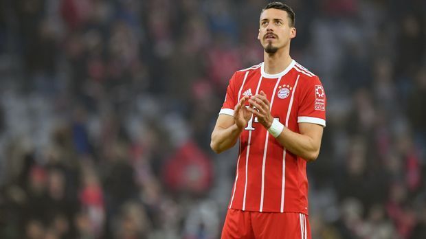 
                <strong>FC Bayern München</strong><br>
                Zugänge: Sandro Wagner (Bild/1899 Hoffenheim, 13 Millionen Euro Ablöse)Abgänge: Marco Friedl (SV Werder Bremen, Leihe)Einnahmen: -Ausgaben: 13 Millionen Euro
              