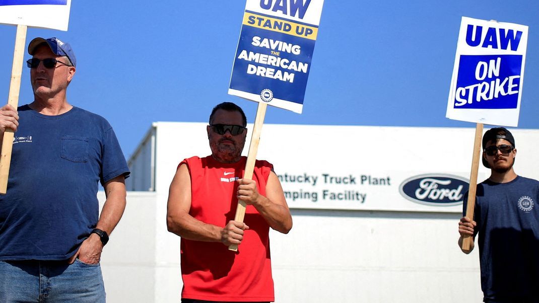 Streikende Beschäftigte eines Ford-Werks in Kentucky