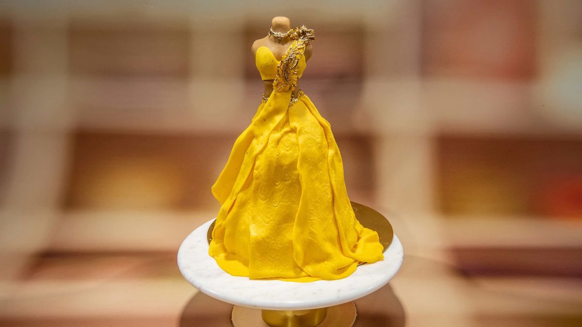 Motivtorte Lehenga
