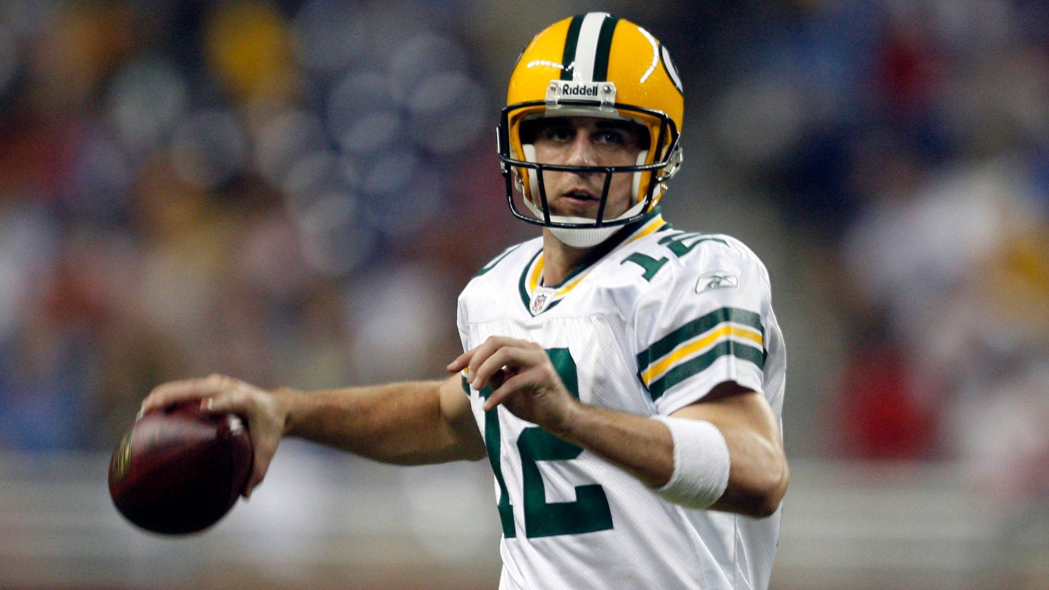 <strong>Platz 4: Aaron Rodgers (damals Green Bay Packers)</strong><br>Erster NFL-Start: Week 1, 2008 @ Detroit Lions<br>Statistiken: 24/38, 328 Yards, 3 TD, 0 INT<br>QBR: 117,0