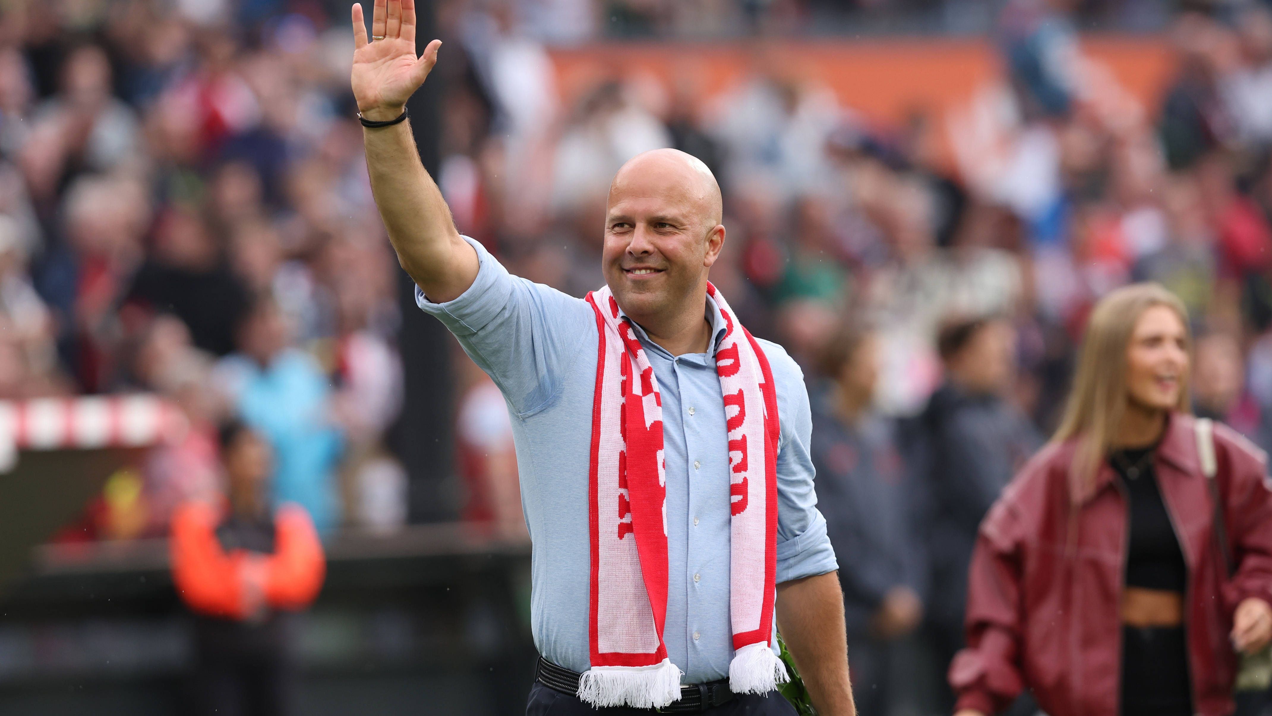 <strong>Feyenoord Rotterdam (Niederlande)</strong><br>Als Vizemeister ging Feyenoord Rotterdam über die Ziellinie - auch dieser Platz reicht zur direkten Champions-League-Teilnahme. In der kommenden Saison wird allerdings ein neuer Trainer versuchen, die gute Entwicklung von Feyenoord fortzusetzen. Arne Slot beerbt Jürgen Klopp in Liverpool.