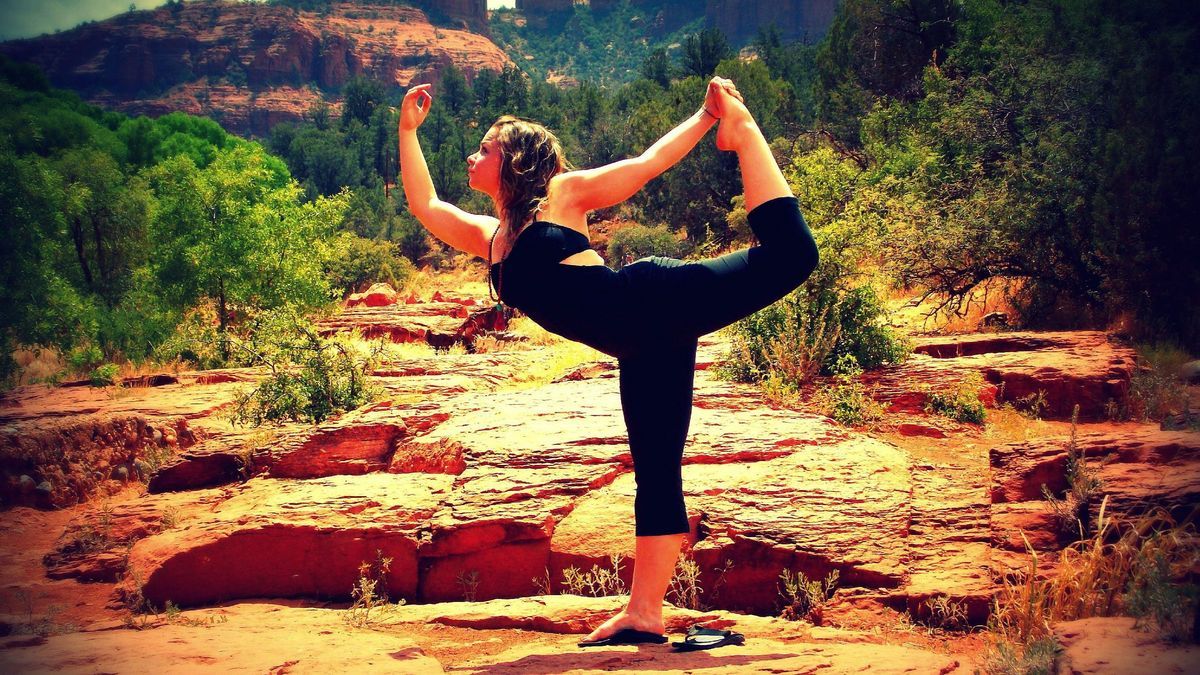 Yoga-draußen-Gleichgewicht-pixabay