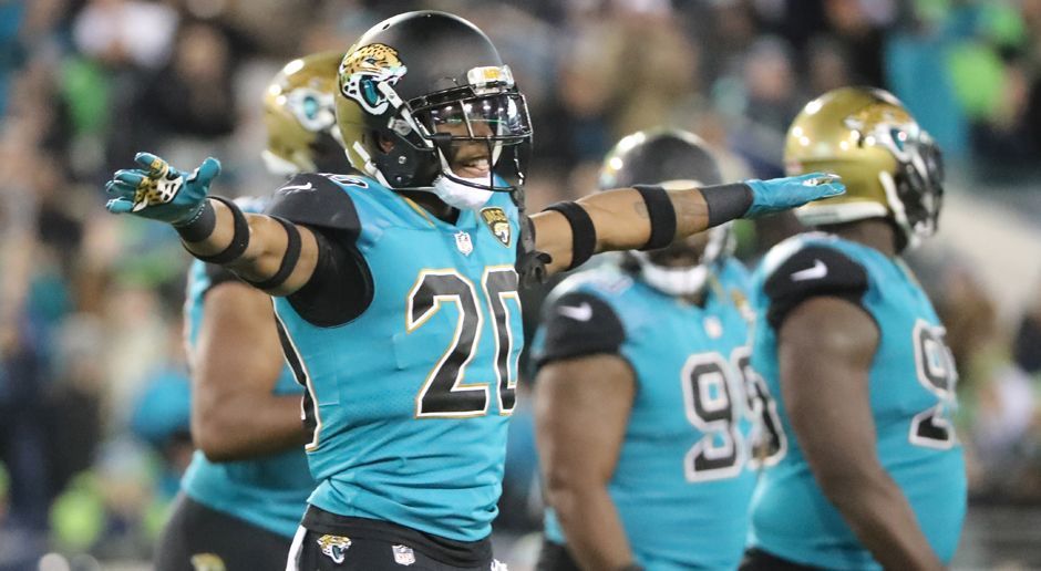 
                <strong>10 Gründe, die Jaguars zu lieben</strong><br>
                Die Jacksonville Jaguars stehen im AFC Championship Game gegen die New England Patriots (am Sonntag ab 20:40 Uhr live auf ProSieben und ran.de). Vor dem Duell um den Einzug in den Super Bowl 52 zeigt ran.de zehn Gründe, warum jeder NFL-Fan - ja, auch die Patriots-Anhänger - die Jaguars einfach lieben muss.
              