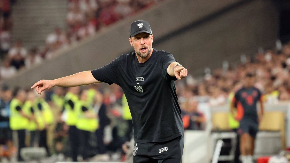 16.08.25 Franz-Beckenbauer-Supercup VfB Stuttgart - FC Bayern München Deutschland, Stuttgart, 16.08.2025, Fussball, Franz-Beckenbauer-Supercup, VfB Stuttgart - FC Bayern München: Sebastian Hoeneß (...