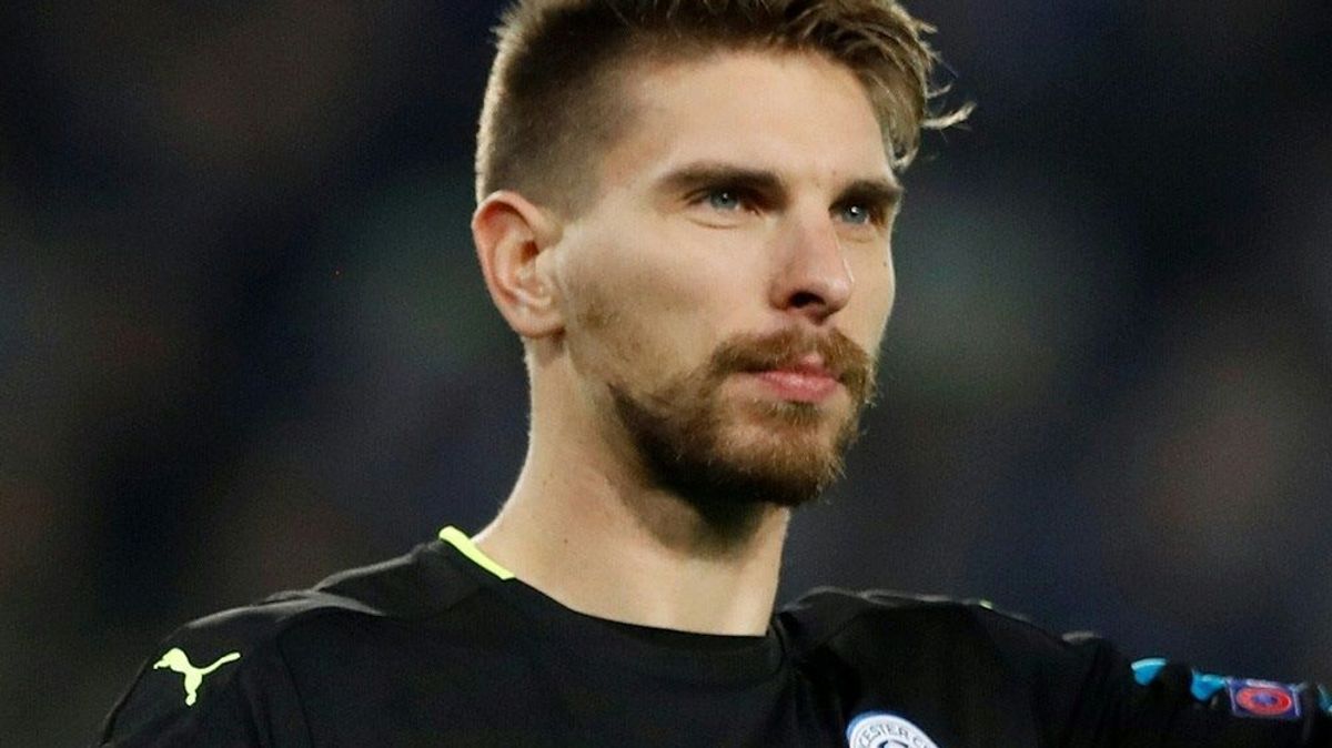 Zieler unterschreibt Dreijahresvertrag in Stuttgart