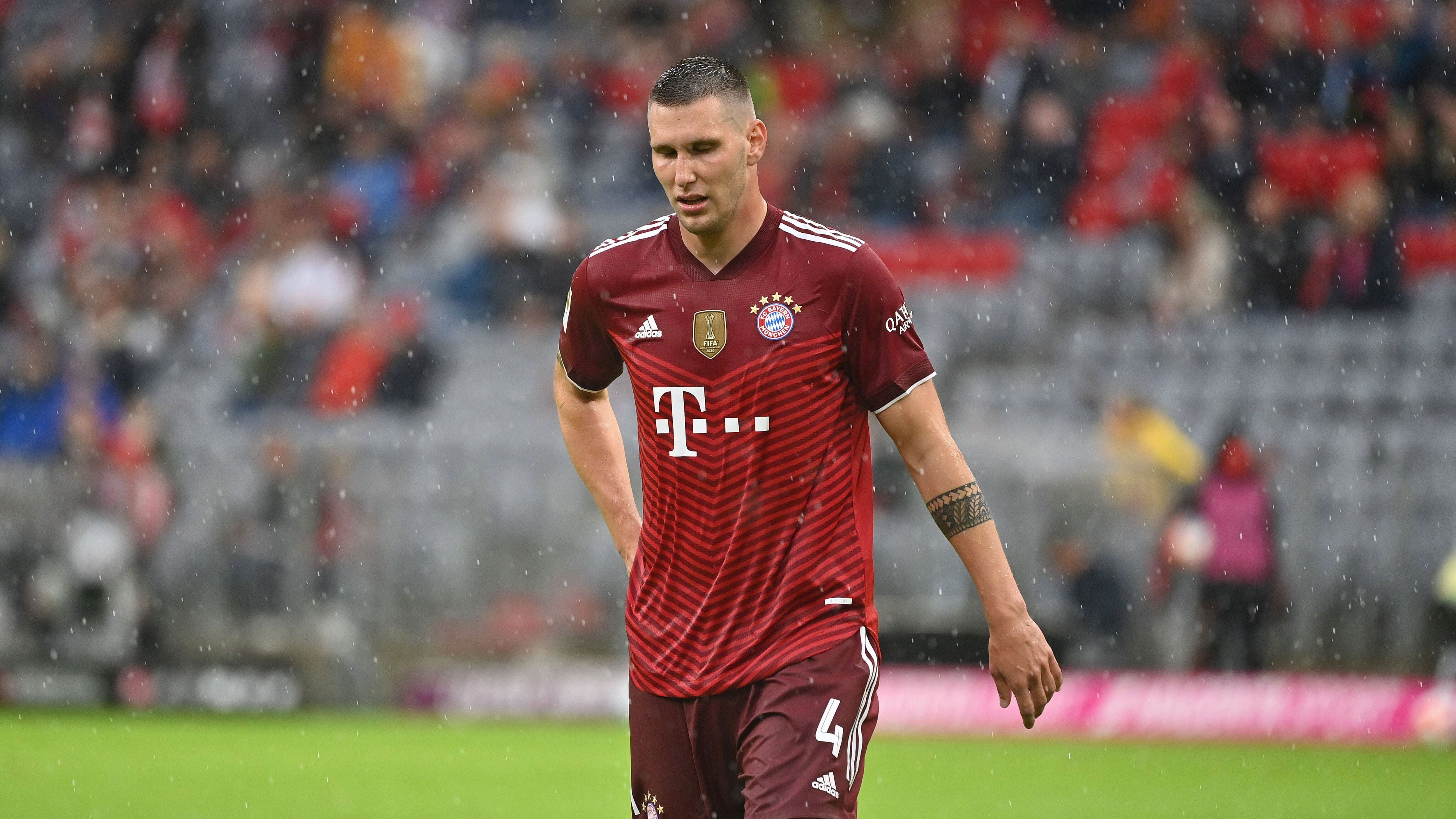 
                <strong>Niklas Süle (FC Bayern München)</strong><br>
                ''Wenn ich scheiße spiele, habe ich nicht so viel Lust auf Interviews, und wenn ich gut spiele, habe ich auch nicht so viel Lust auf Interviews.''
              