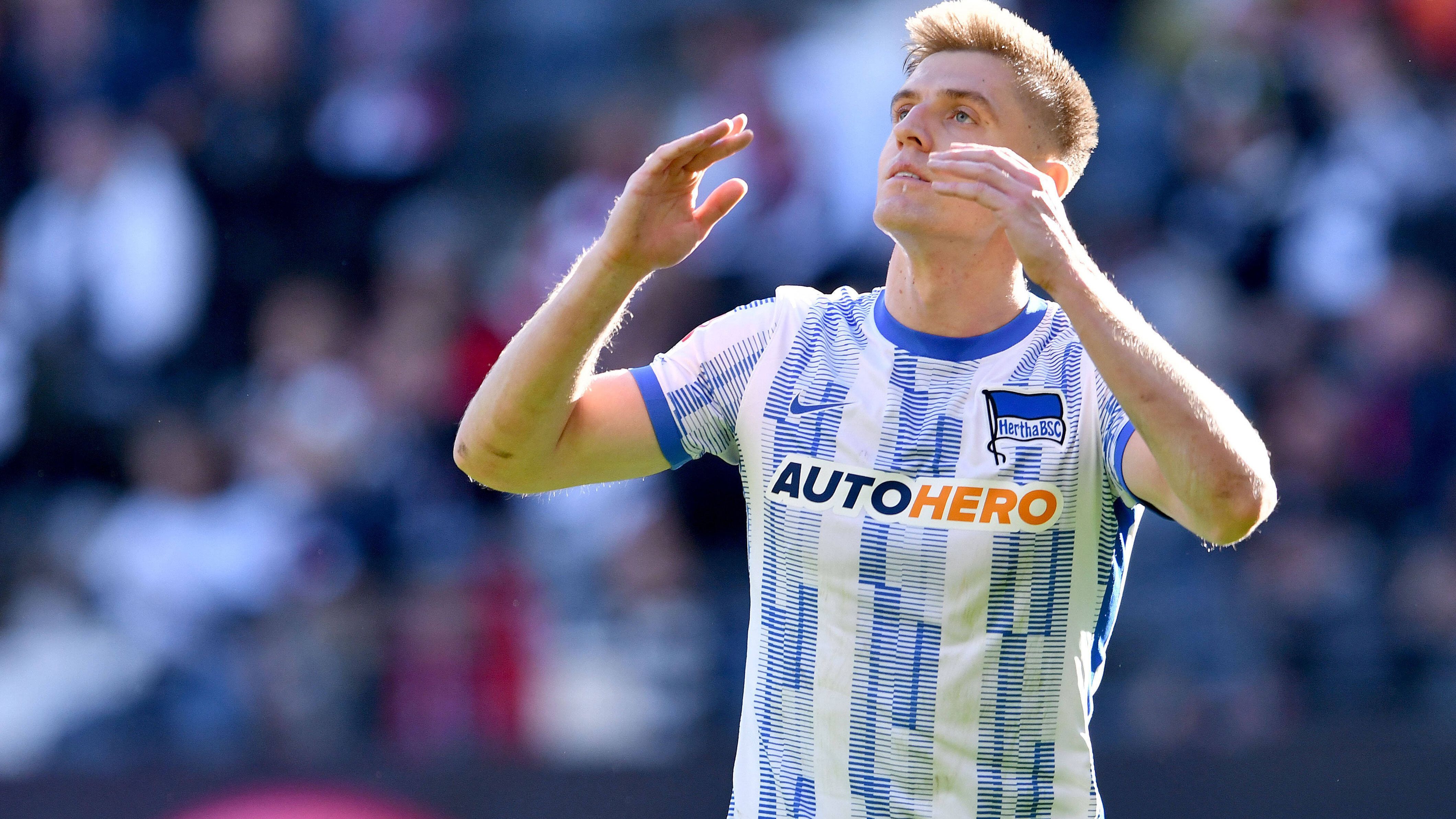 
                <strong>Hertha BSC</strong><br>
                &#x2022; Krzysztof Piatek <br>&#x2022; 4,5 Millionen Euro<br>
              