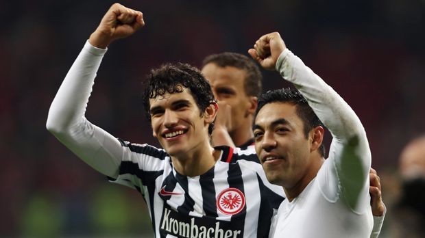 
                <strong>Eintracht Frankfurt</strong><br>
                Eintracht Frankfurt: Die erfolgreiche Halbserie der Hessen weckt Begehrlichkeiten. Das wird der Verein aber wohl erst im Sommer zu spüren bekommen. So kehrt Abwehrspieler Jesus Vallejo nach der Saison höchstwahrscheinlich zu Real Madrid zurück. Auch Michael Hector (FC Chelsea), Guillermo Varela (Manchester United), Ante Rebic (AC Florenz) und Shani Tarashaj (FC Everton) sind nur bis Juni ausgeliehen. Haris Seferovic könnte schon im Januar den Abflug machen. Laut "Bild" will der FC Genua den Schweizer sofort verpflichten.
              