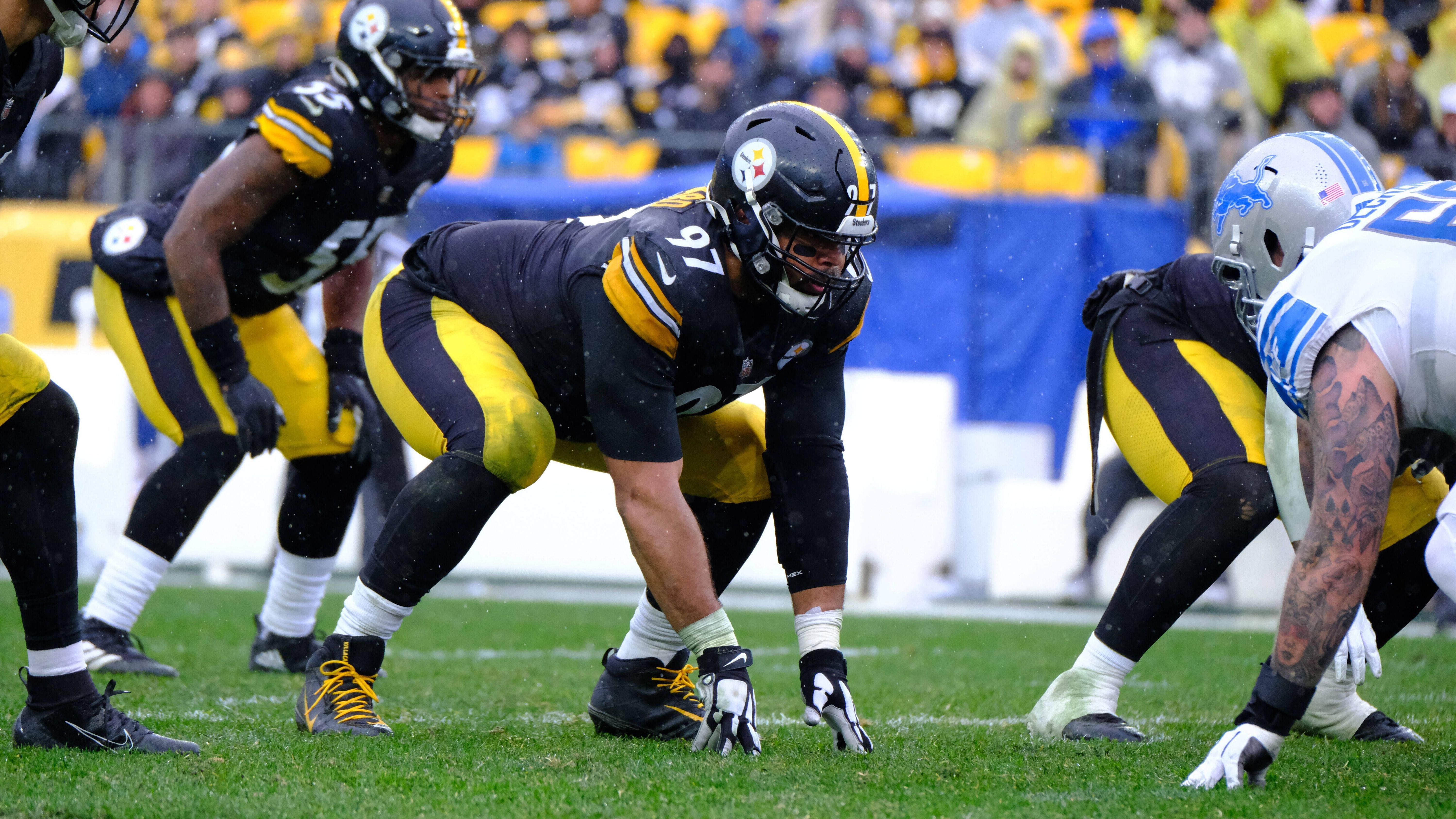 
                <strong>Cameron Heyward</strong><br>
                Team: Pittsburgh Steelers -Position: Defensive End
              
