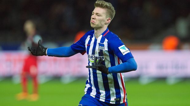 
                <strong>Mitchell Weiser</strong><br>
                Die Karriere des einen oder anderen großen Fußballtalents kam beim FC Bayern ins Stocken. Das muss aber nicht sein, es gibt auch Gegenbeispiele. Mitchell Weiser etwa hat der Abschied vom FC Bayern München richtig gut getan. Der 21-Jährige schoss gegen Eintracht Frankfurt ein wunderschönes Tor und besorgte die Entscheidung im Spiel durch den 2:0-Endstand. Bei seinem neuen Verein Hertha BSC ist er absoluter Leistungsträger auf der rechten Seite. ran.de zeigt euch Spieler, für es nach dem Abgang beim FC Bayern München besser lief. 
              
