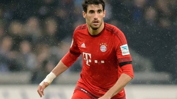 
                <strong>Javi Martinez</strong><br>
                Javi Martinez: Ersetzte Douglas Costa in der 72. Gleich sehr präsent. Nahm die Zentrale ein, bildete mit Vidal den Ballverteiler. Noch nicht soweit, nähert sich aber mehr und mehr den 100 Prozent. ran-Note: 3
              