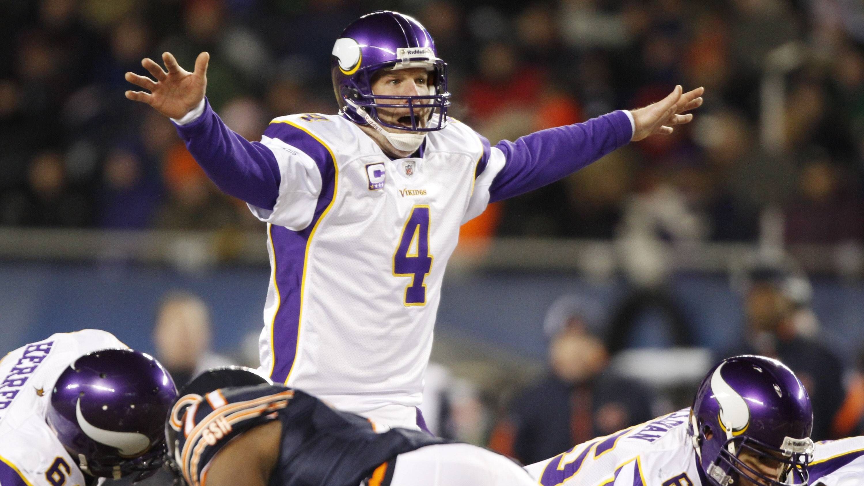 <strong>Platz 5: Brett Favre zu den Minnesota Vikings (2009)</strong><br>In seiner letzten NFL-Saison bei den Vikings führte Favre das Team zum NFC Championship Game und bewies damit, dass er auch spät in seiner Karriere noch großes Talent hatte.