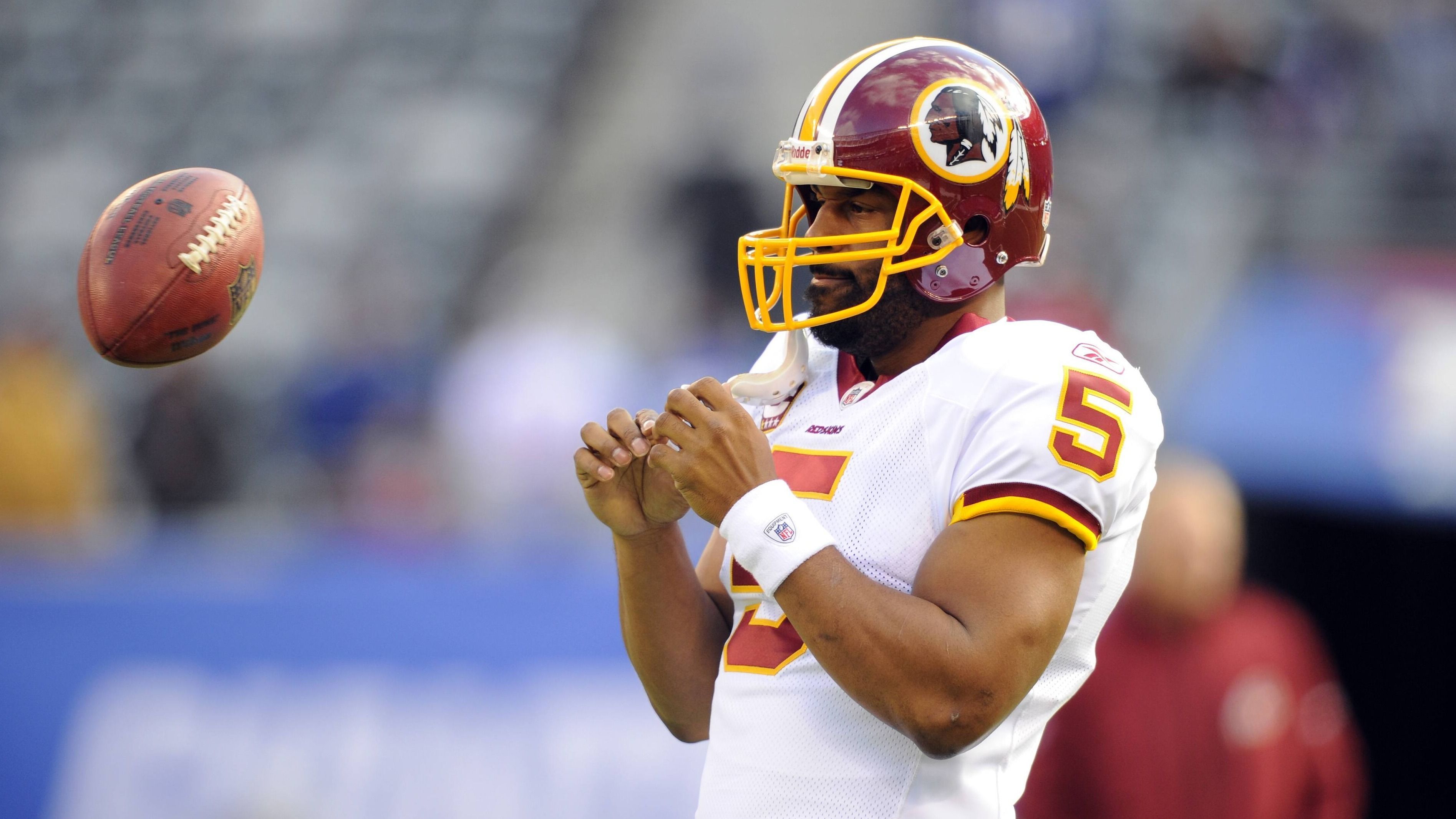 
                <strong>2010: Donovan McNabb (Washington Redskins)</strong><br>
                Cap Hit 2010: 24,8 Millionen DollarSaisonverlauf mit den Redskins: Playoffs verpasst
              