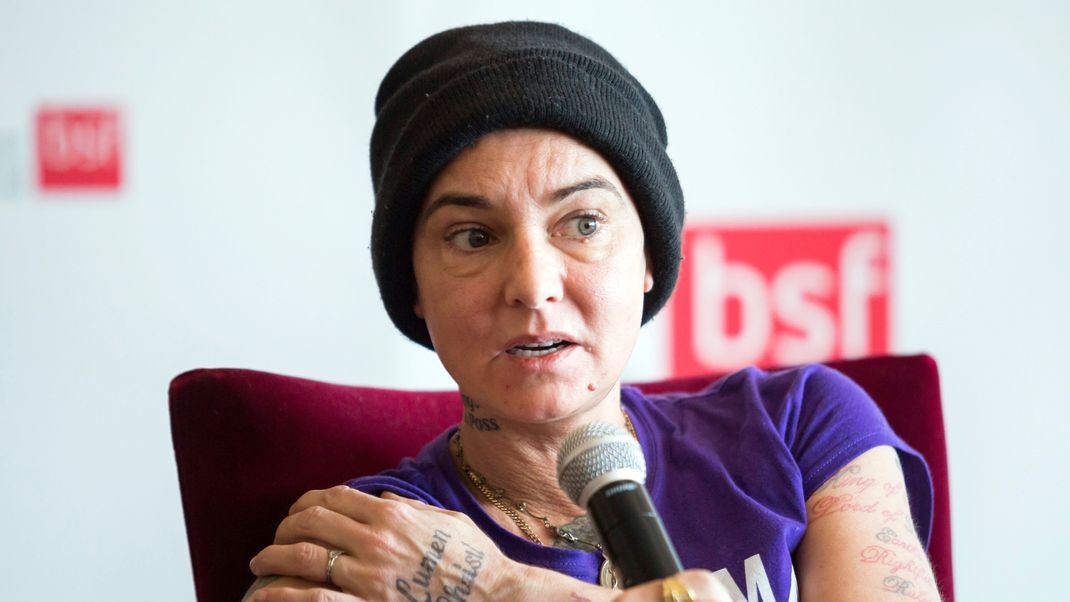 Die irische Sängerin Sinead O'Connor widmet den letzten Social Media Post ihrem kürzlich verstorbenen Sohn. 