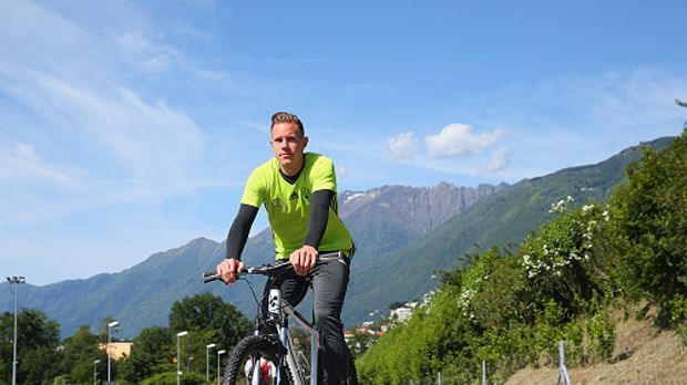 
                <strong>Marc-Andre ter Stegen</strong><br>
                Marc-Andre ter Stegen - geboren in Mönchengladbach
              