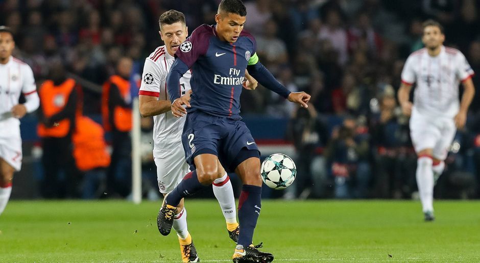 
                <strong>Thiago Silva (Paris St. Germain)</strong><br>
                Bockstarke Partie des Routiniers. Nervt Lewandowski. Nervt Müller. Nervt James. Lautstark und robust - wie man sich einen Leader in der Defensive vorstellt. In der 47. Minute rettet er sogar per Kopf auf der eigenen Torlinie. Hat Lewandowski und Co. über weite Strecken im Griff. ran-Note: 1
              