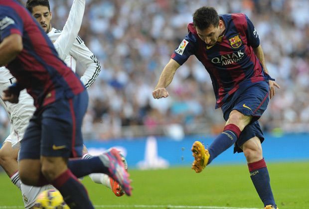 
                <strong>Real Madrid vs. FC Barcelona</strong><br>
                Lionel Messi versucht alles, um Barca noch auf Kurs zu bringen. Doch dem Argentinier will nicht viel gelingen, auch sein Rekord-Tor muss der Wirbelwind verschieben. Am Ende bleibt es beim 1:3 aus Sicht der Katalanen.
              