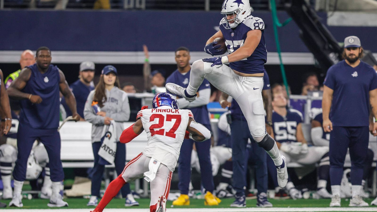 
                <strong>Week 1</strong><br>
                &#x2022; Thursday Night: Lions at Chiefs (Season Opener)<br>&#x2022; Sunday Night: Cowboys at Giants<br>&#x2022; Monday Night: Bills at Jets<br>
              